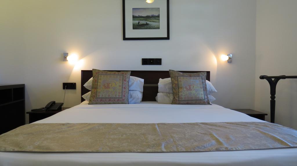 Chapelton House Bed & Breakfast Colombo Exterior photo
