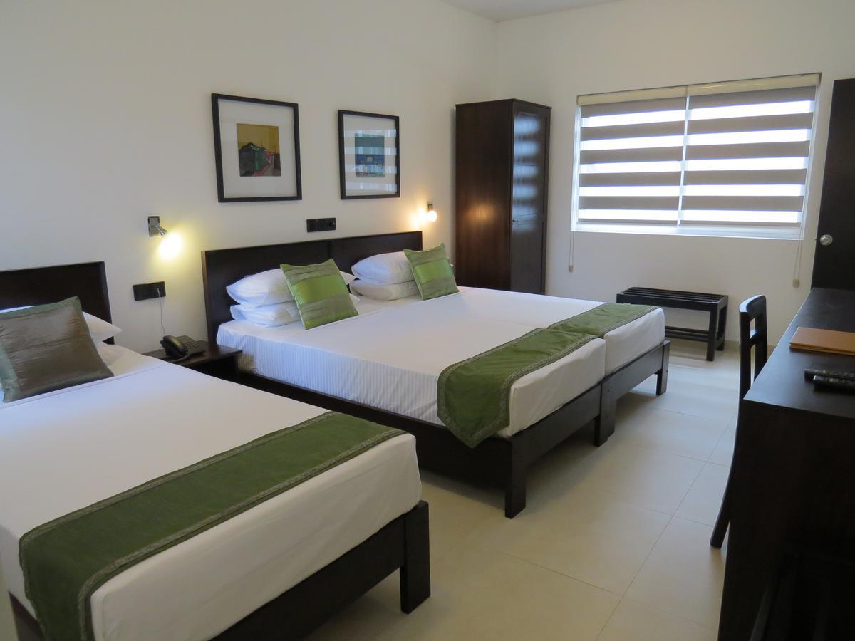 Chapelton House Bed & Breakfast Colombo Exterior photo