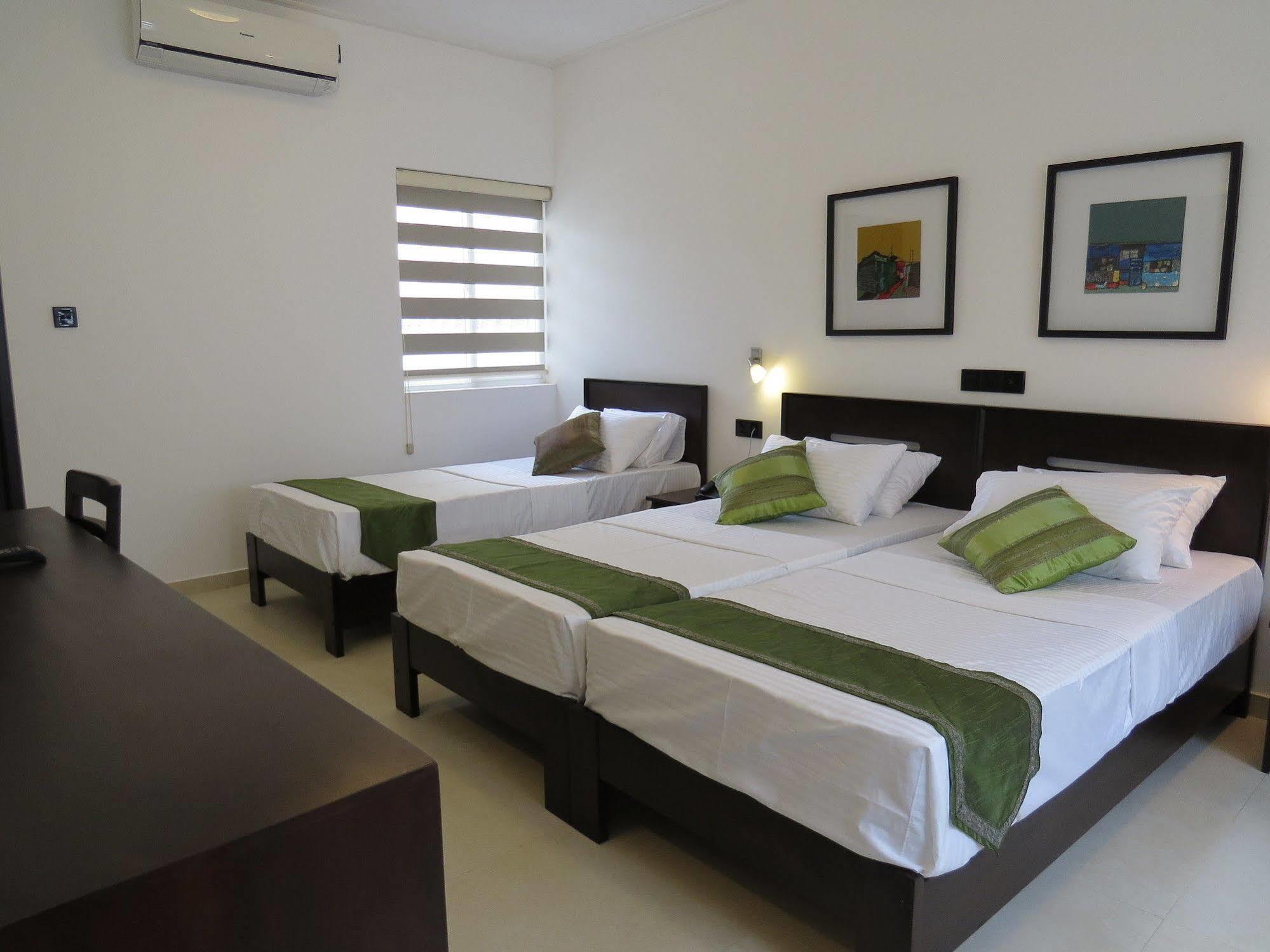 Chapelton House Bed & Breakfast Colombo Exterior photo