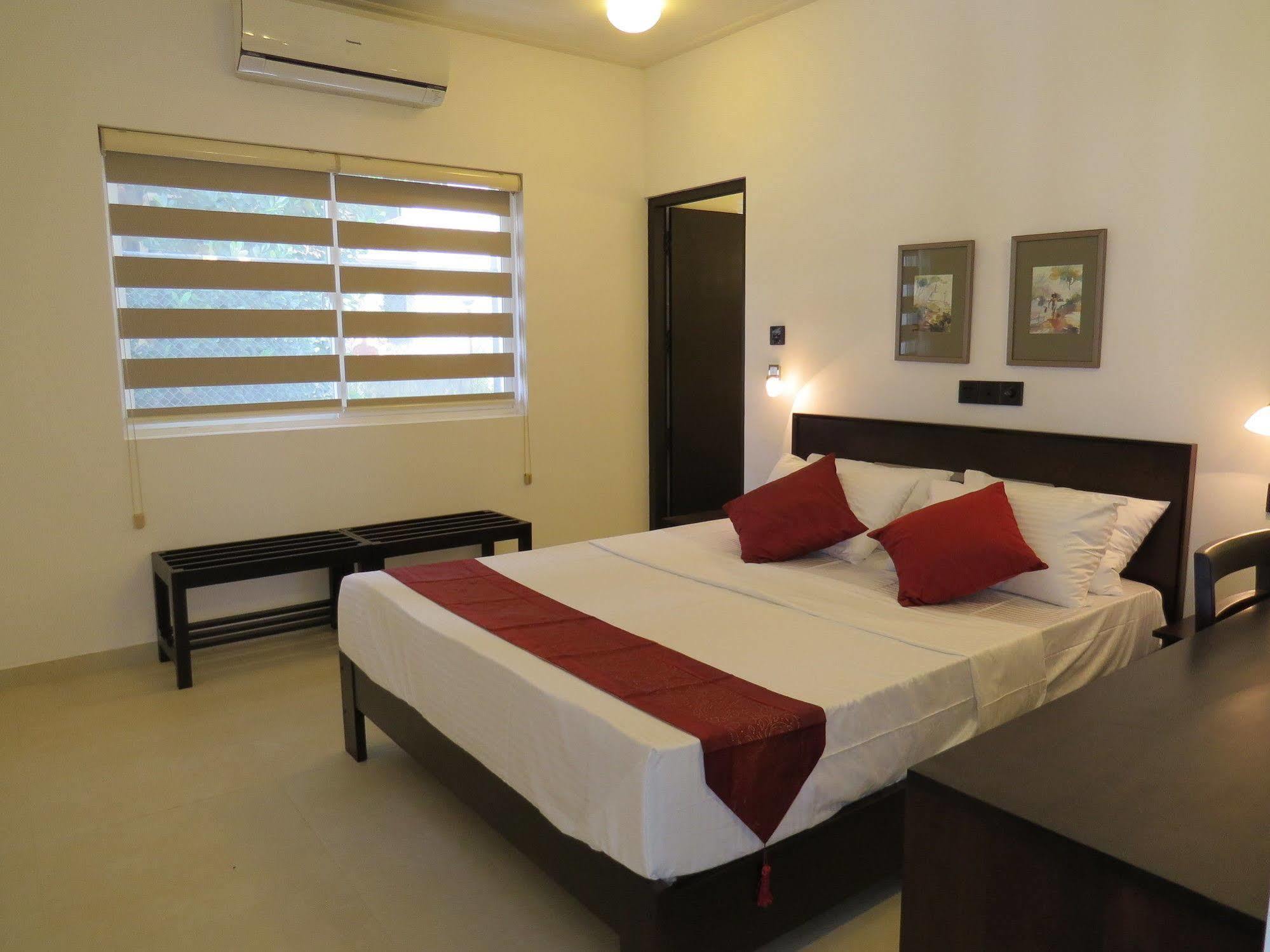Chapelton House Bed & Breakfast Colombo Exterior photo