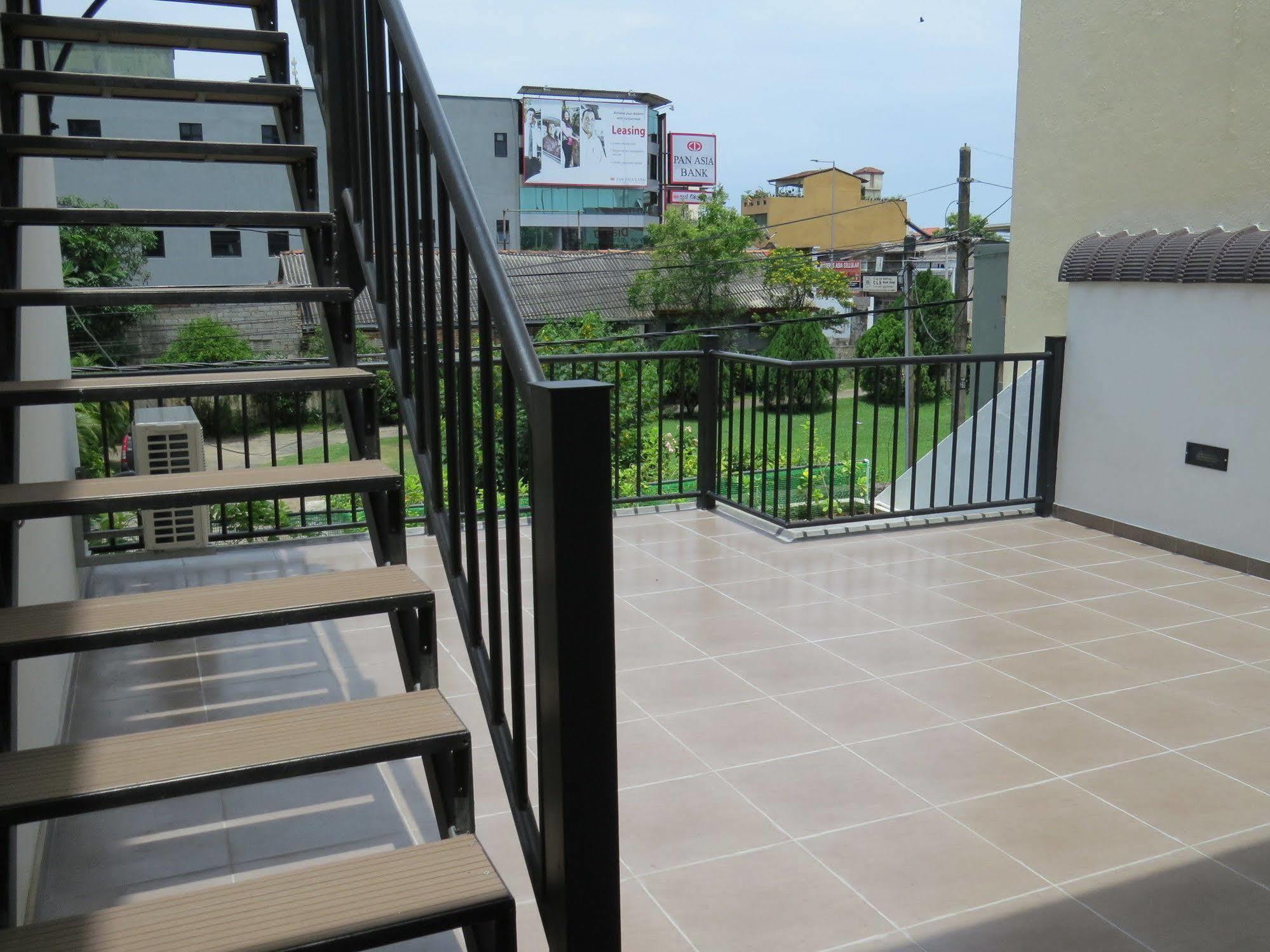 Chapelton House Bed & Breakfast Colombo Exterior photo