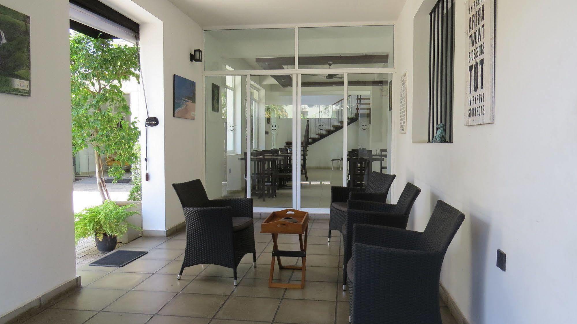 Chapelton House Bed & Breakfast Colombo Exterior photo