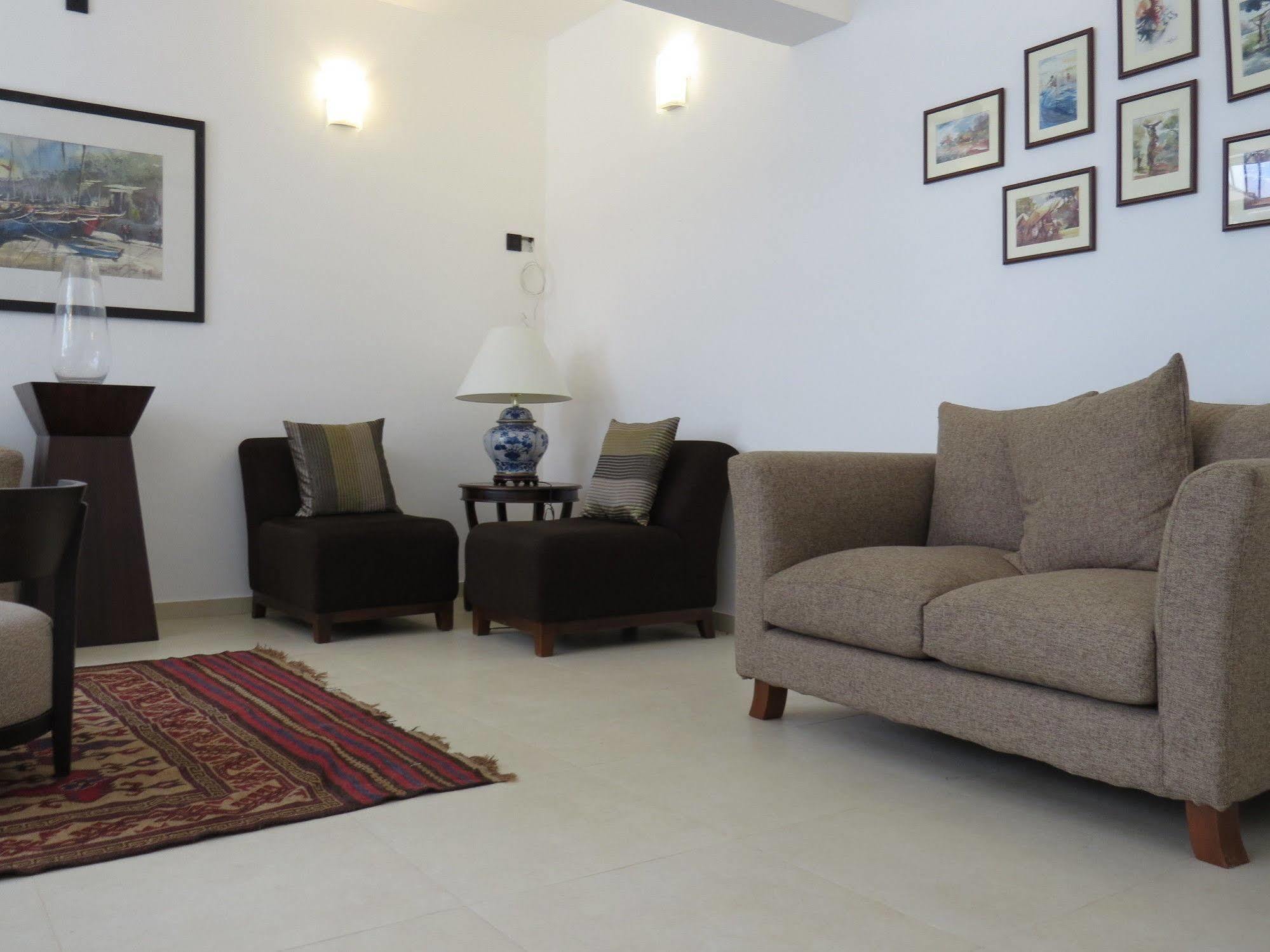Chapelton House Bed & Breakfast Colombo Exterior photo
